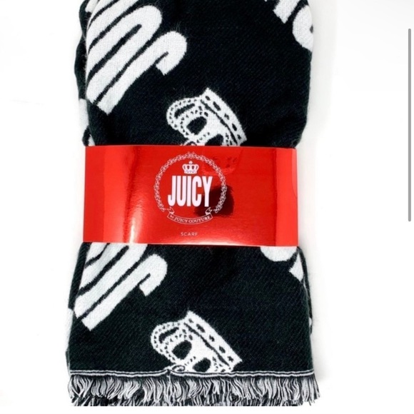Juicy Couture soft acrylic logo cold weather knit scarf/wrap black & white NWT! - Picture 2 of 6